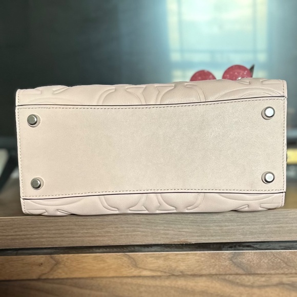 Maggie Small Tote Bag In Signature Leather w/Matching Wallet - Picture 2 of 5